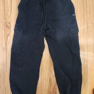 Aritzia cargo sweat pants